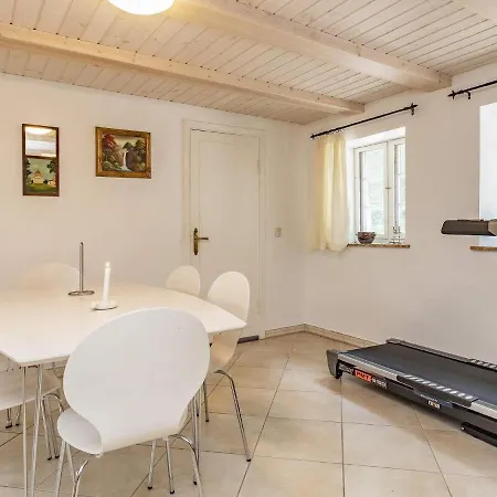 6 Person In Rodby-by Traum * Rødby